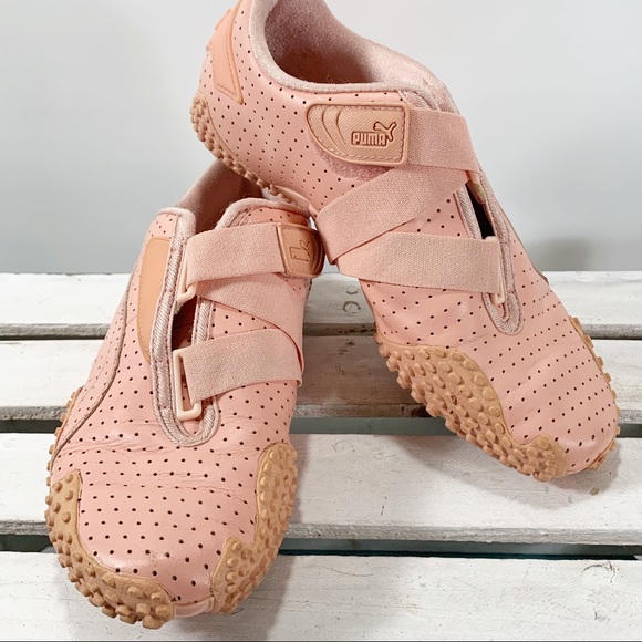 puma mostro rose